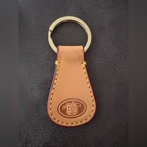 Dooney & Bourke Women’s Light Tan Leather Keychain NWOT Gold‎ FOB key ring